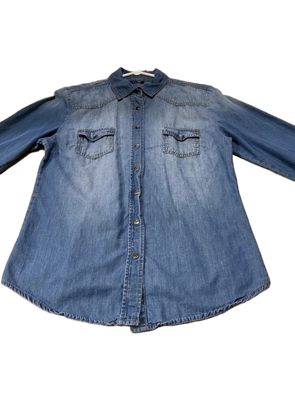 Fashion Web Medium Wash Denim Western Pearl Snap Shirt Faded Blue Chambray Top - Picture 3 of 9
